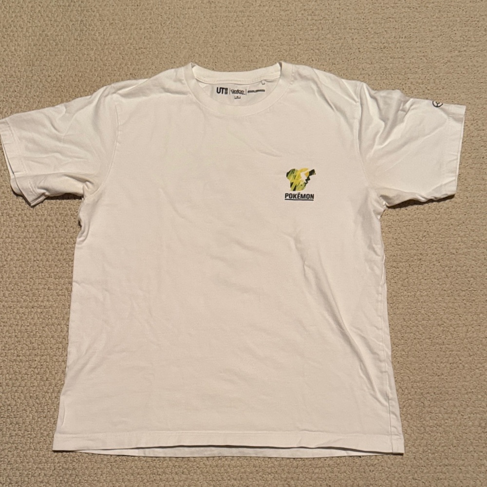 Uniqlo—White Pokémon T-Shirt—medium